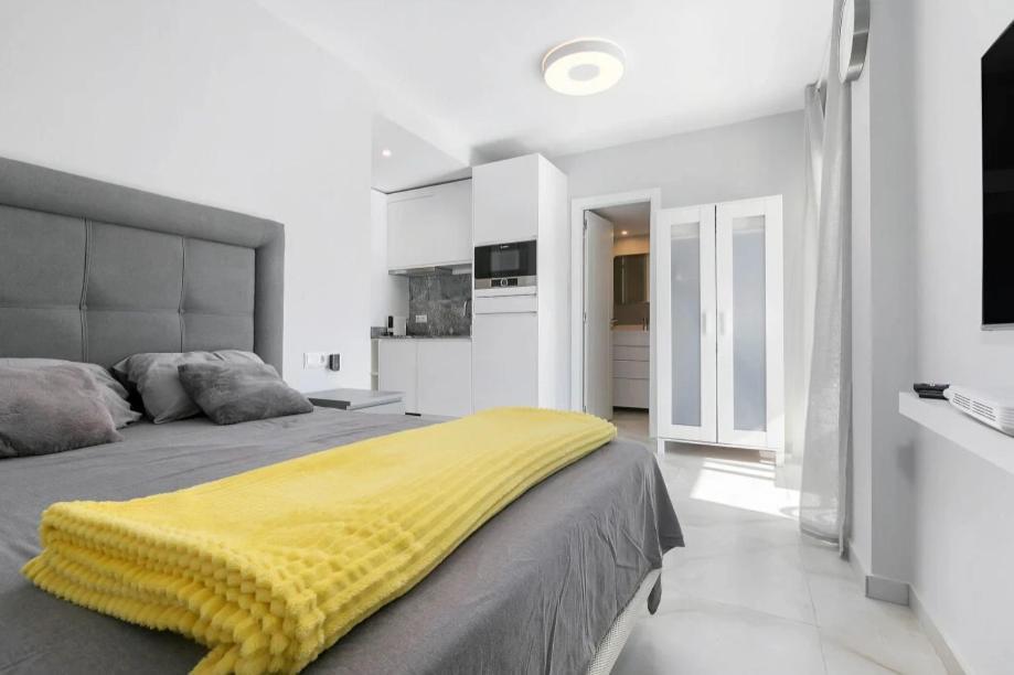 @Seafront Apartment Sitio de Calahonda Luaran gambar